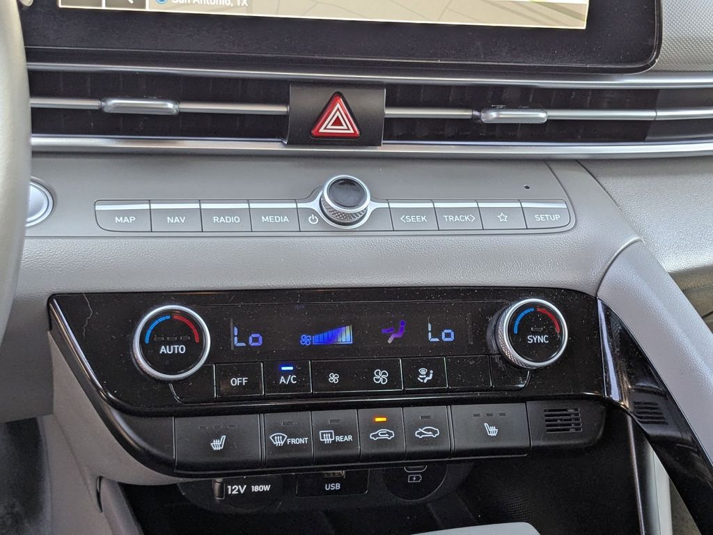 Thumbnail: 2025 Hyundai Elantra - 23