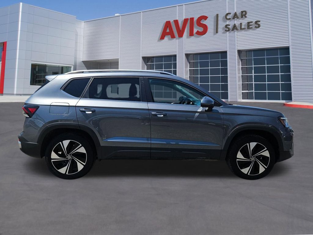Thumbnail: 2025 Volkswagen Taos - 7