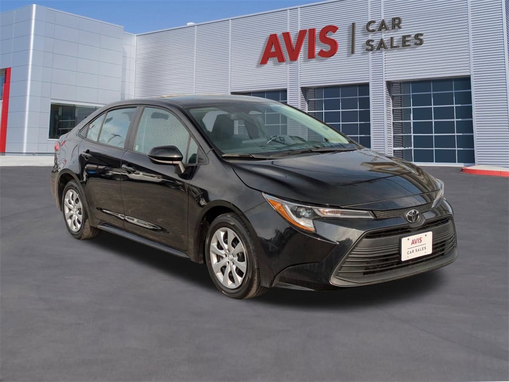 2024 Toyota Corolla LE 3