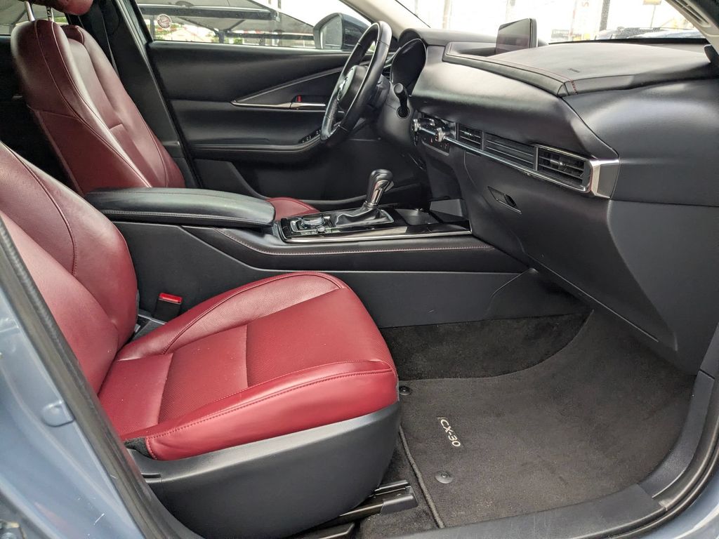 Thumbnail: 2025 Mazda CX-30 - 29