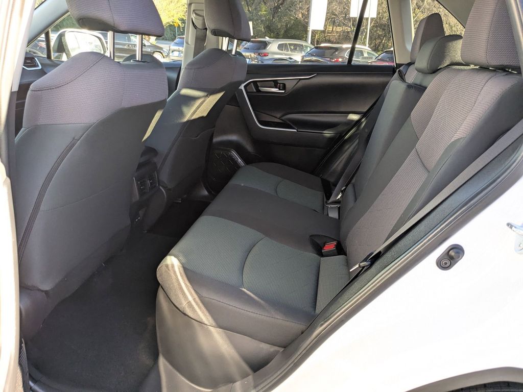 Thumbnail: 2025 Toyota RAV4 - 23