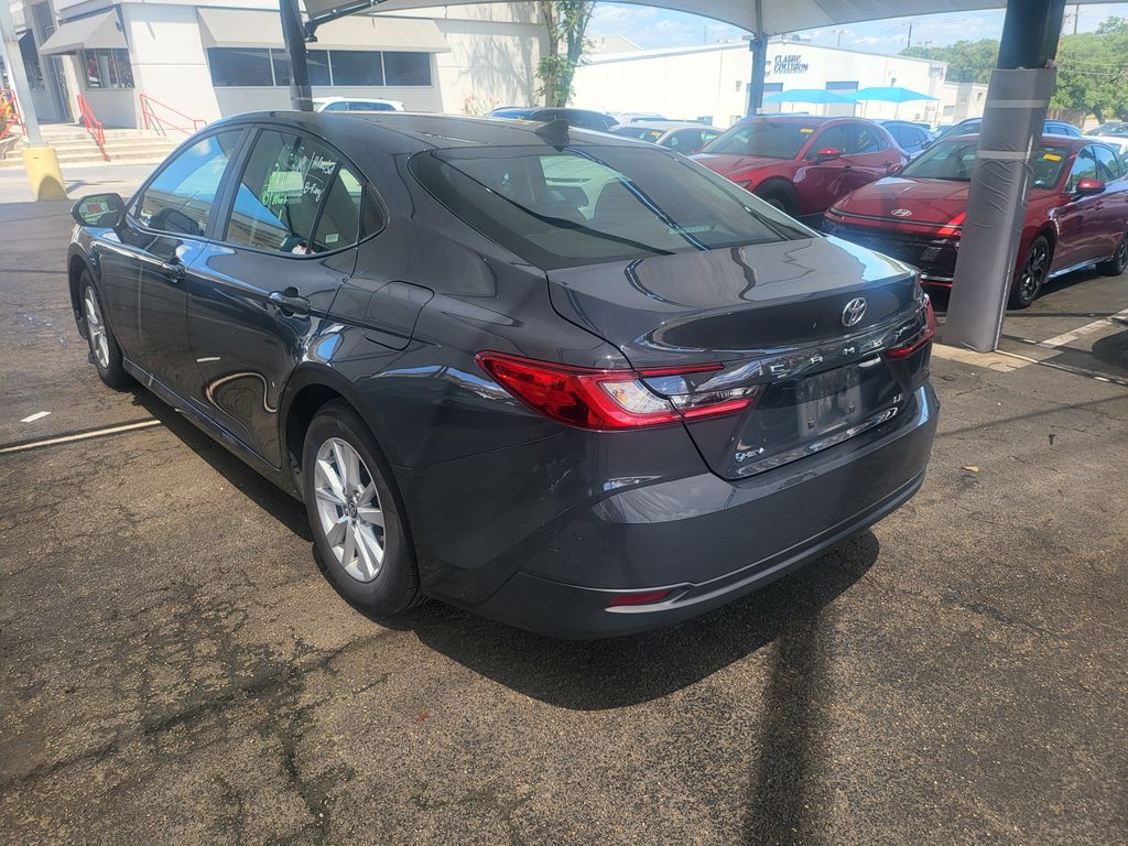 Thumbnail: 2025 Toyota Camry - 9