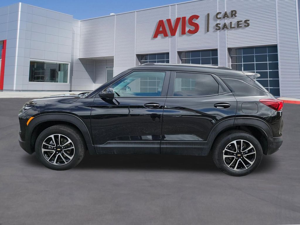 Thumbnail: 2025 Chevrolet TrailBlazer - 2