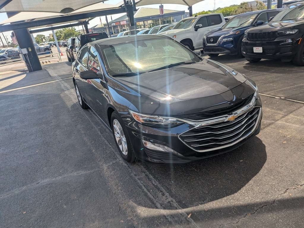 Thumbnail: 2023 Chevrolet Malibu - 5