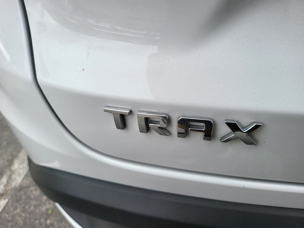 Thumbnail: 2025 Chevrolet Trax - 10