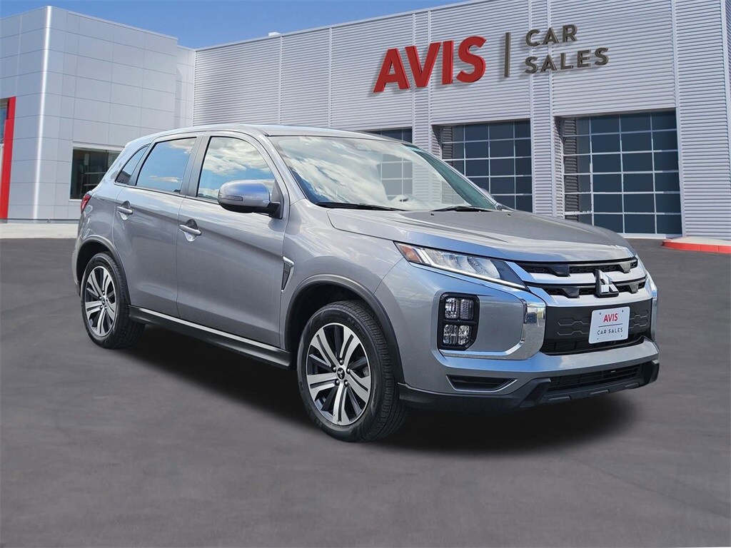 2024 Mitsubishi Outlander Sport SE photo 3