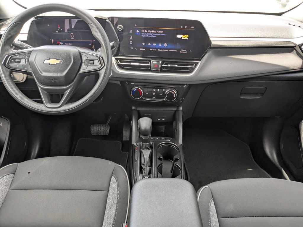 Thumbnail: 2025 Chevrolet TrailBlazer - 23