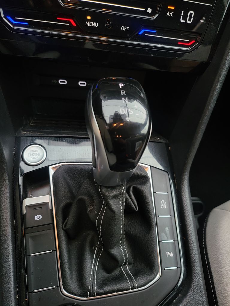 Thumbnail: 2025 Volkswagen Taos - 6