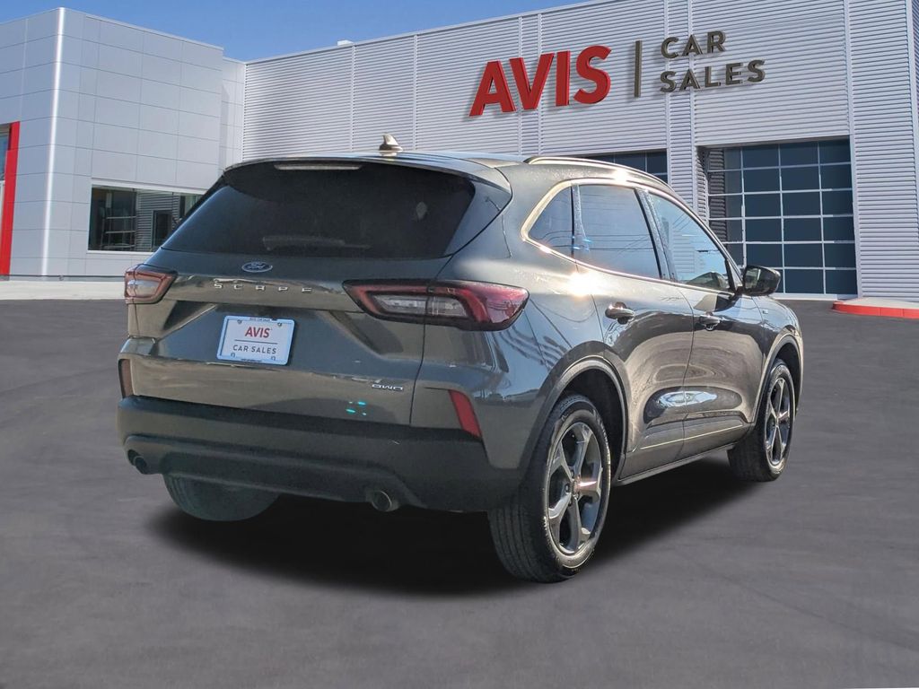 Thumbnail: 2025 Ford Escape - 6