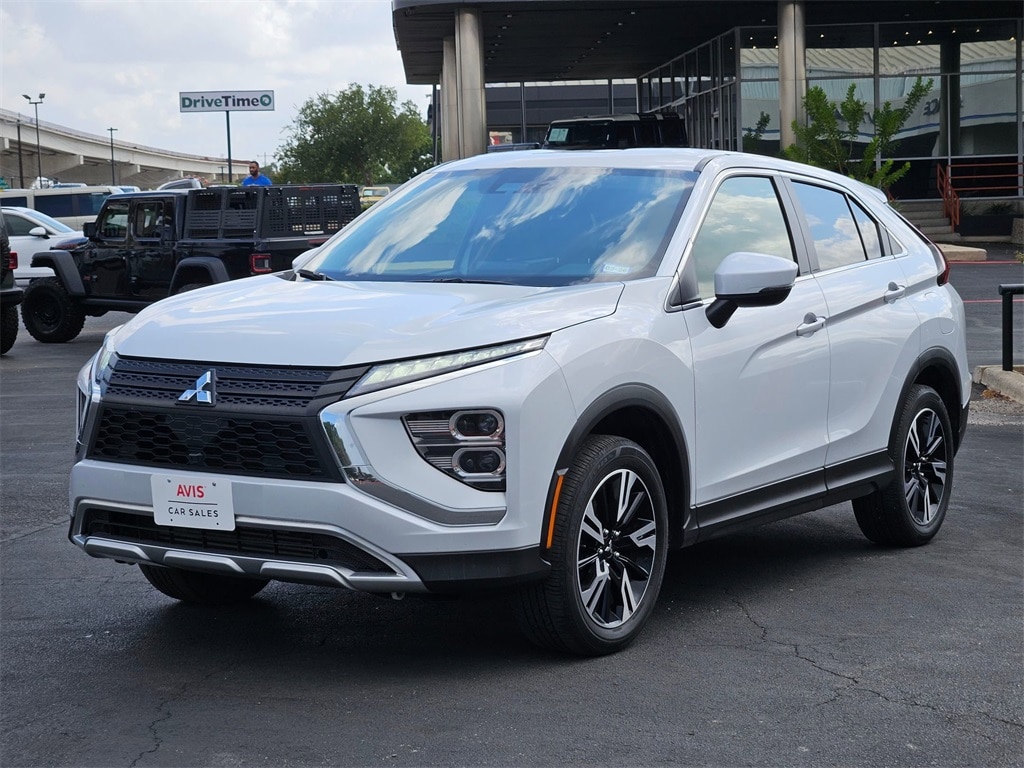 Thumbnail: 2024 Mitsubishi Eclipse Cross - 1