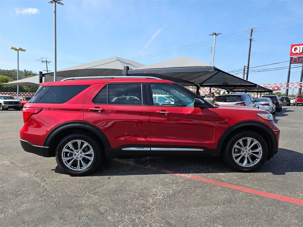 2023 Ford Explorer Limited photo 4
