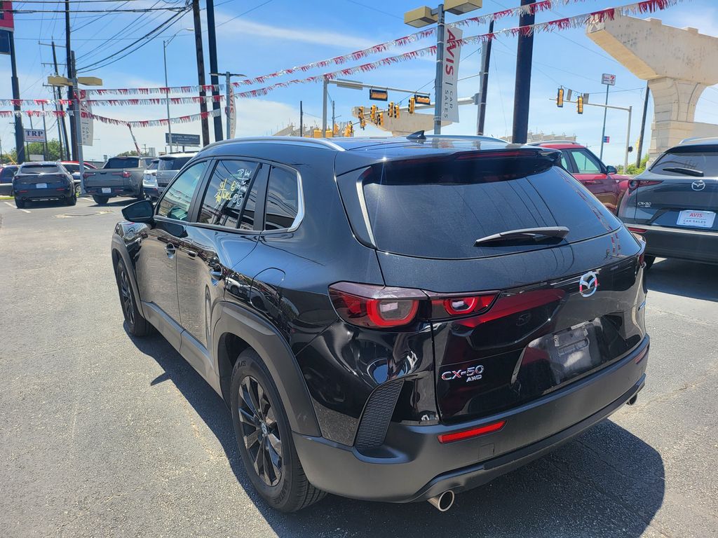Thumbnail: 2025 Mazda CX-50 - 9