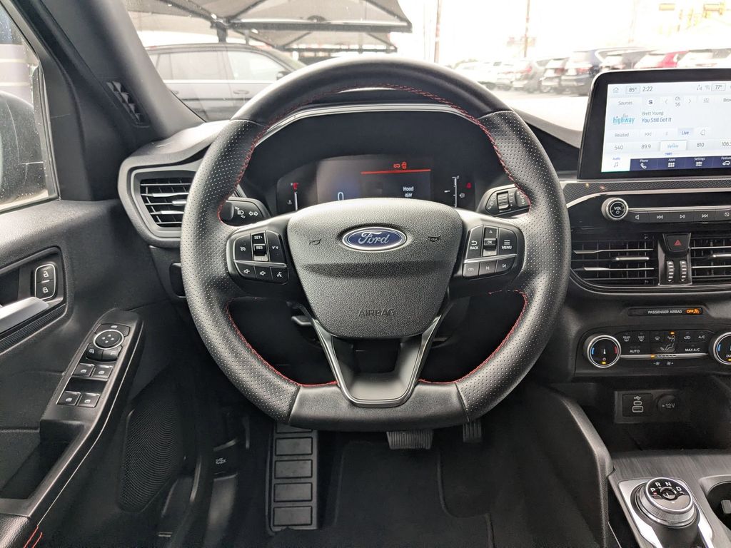 Thumbnail: 2025 Ford Escape - 26