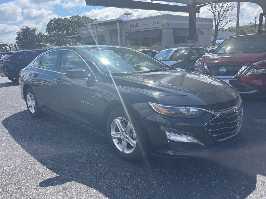 Used 2023 Chevrolet Malibu For Sale at AVIS Car Sales VIN 1G1ZD5ST2PF168562