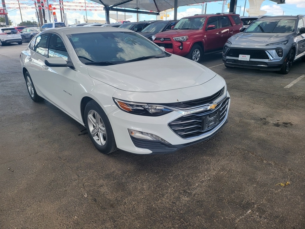 Thumbnail: 2024 Chevrolet Malibu - 7
