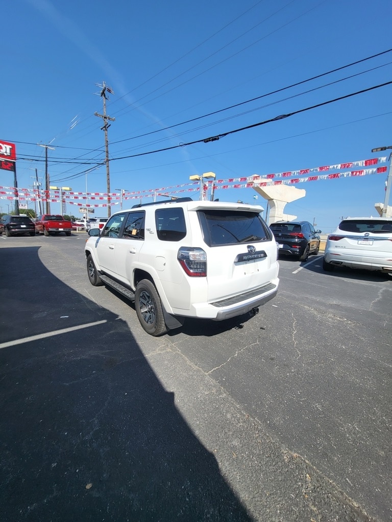 Thumbnail: 2024 Toyota 4Runner - 10