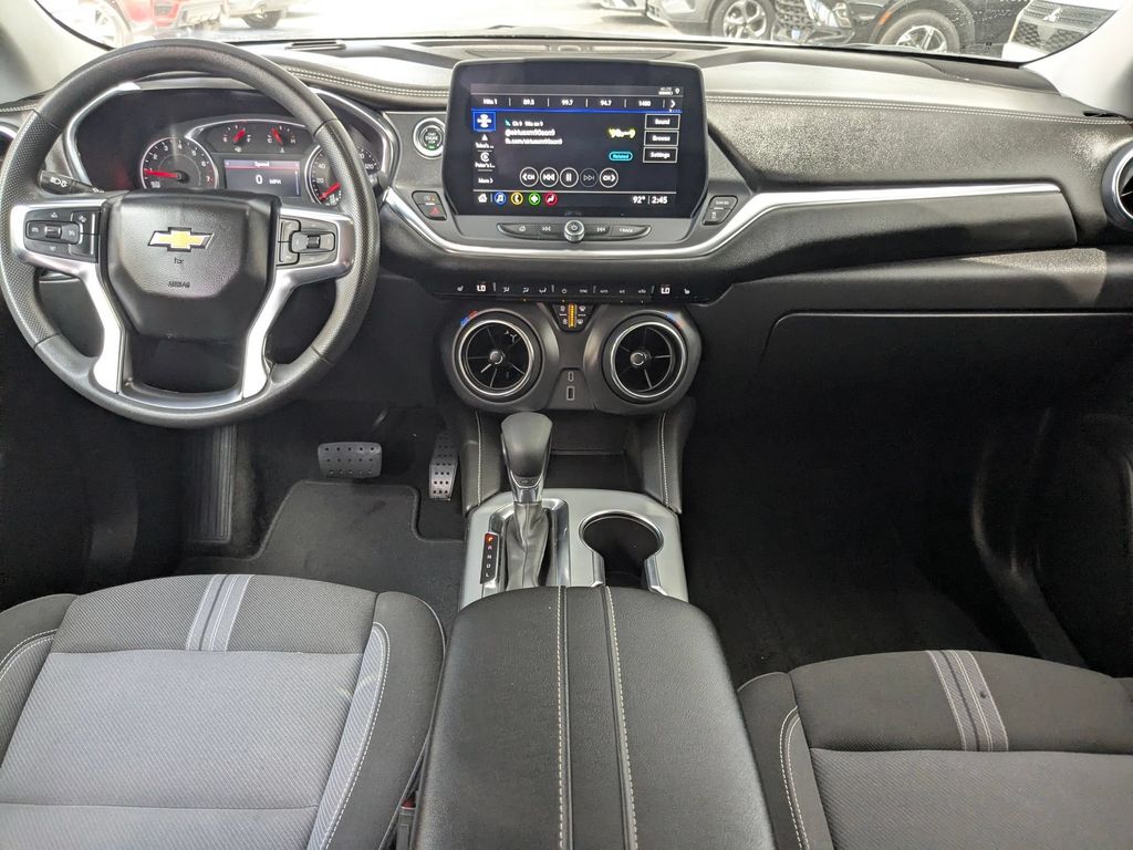 Thumbnail: 2025 Chevrolet Blazer - 23