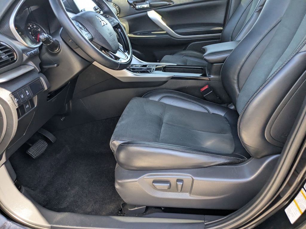 Thumbnail: 2025 Mitsubishi Eclipse Cross - 11