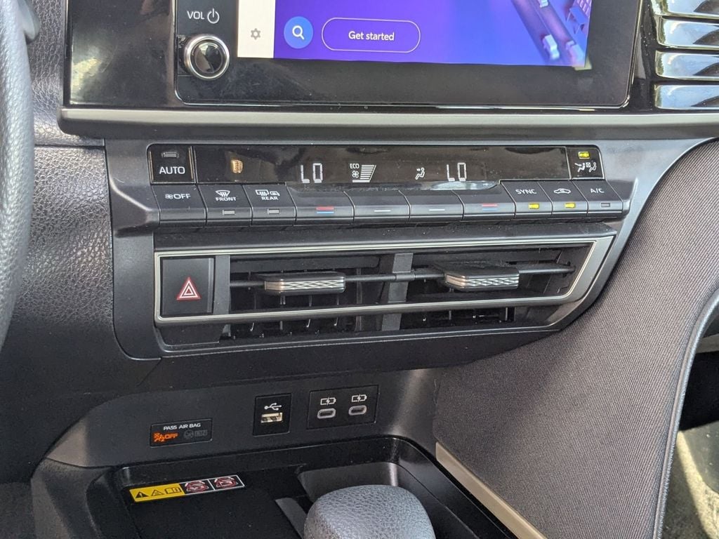 Thumbnail: 2025 Toyota Camry - 22