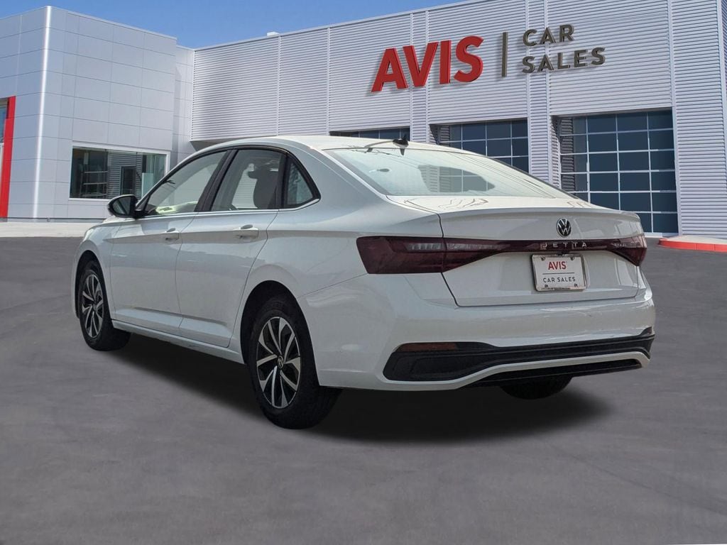 Thumbnail: 2025 Volkswagen Jetta - 3