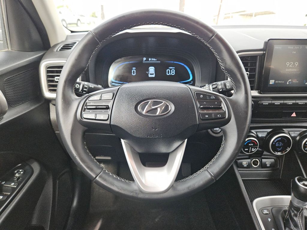 Thumbnail: 2025 Hyundai Venue - 23