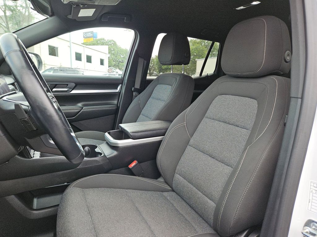Thumbnail: 2025 GMC Terrain - 16