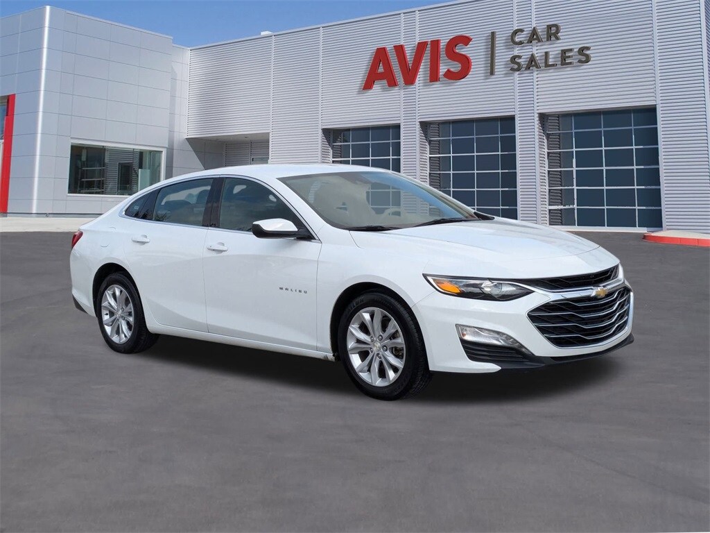 Thumbnail: 2023 Chevrolet Malibu - 3