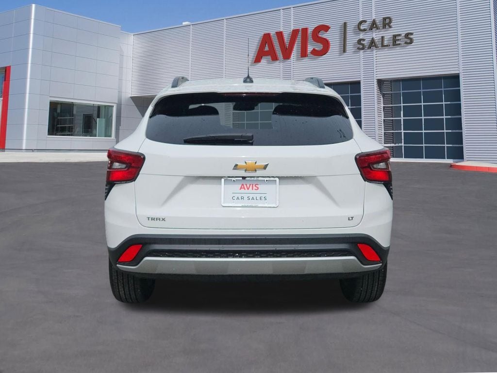 Thumbnail: 2025 Chevrolet Trax - 5