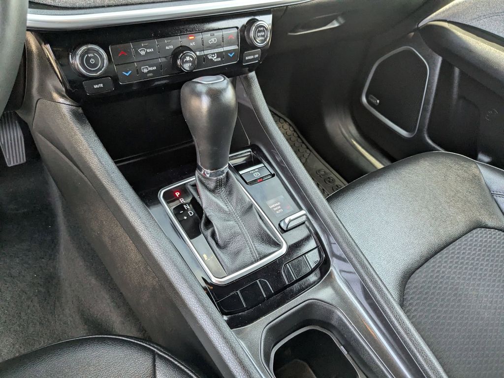 Thumbnail: 2025 Jeep Compass - 22