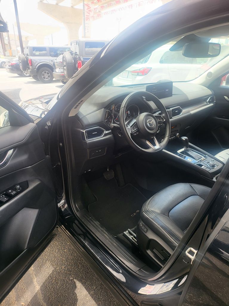 Thumbnail: 2025 Mazda CX-5 - 3