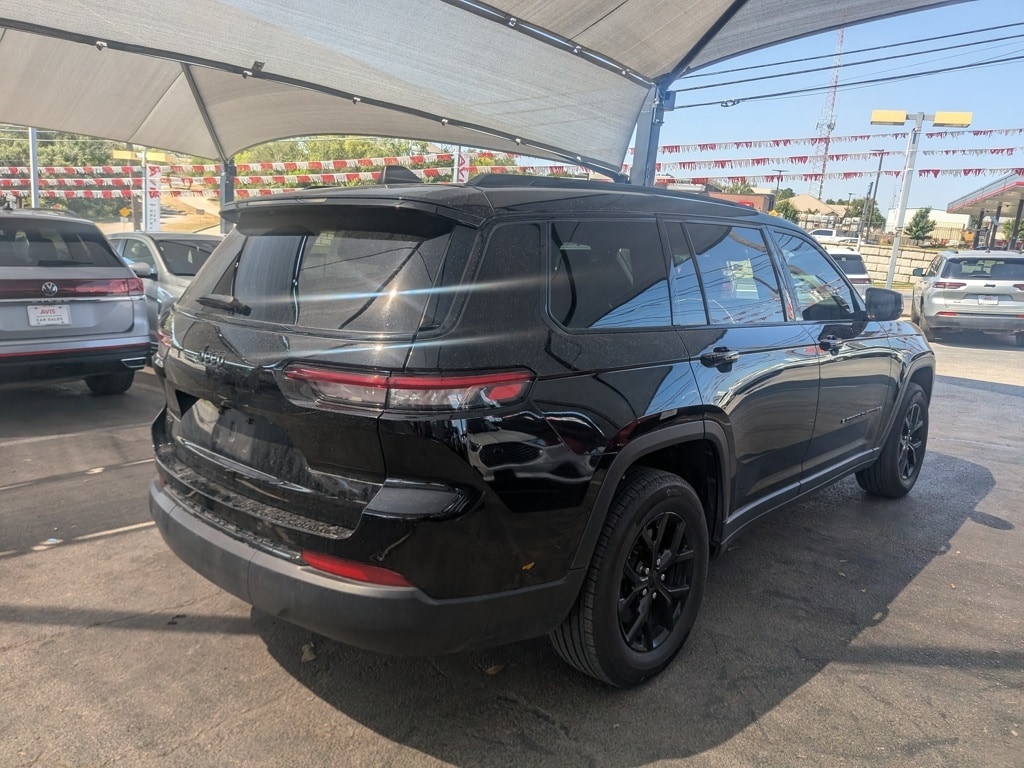 Thumbnail: 2024 Jeep Grand Cherokee L - 8