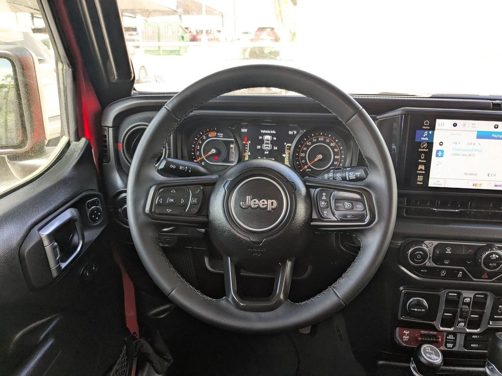 Thumbnail: 2025 Jeep Wrangler - 27