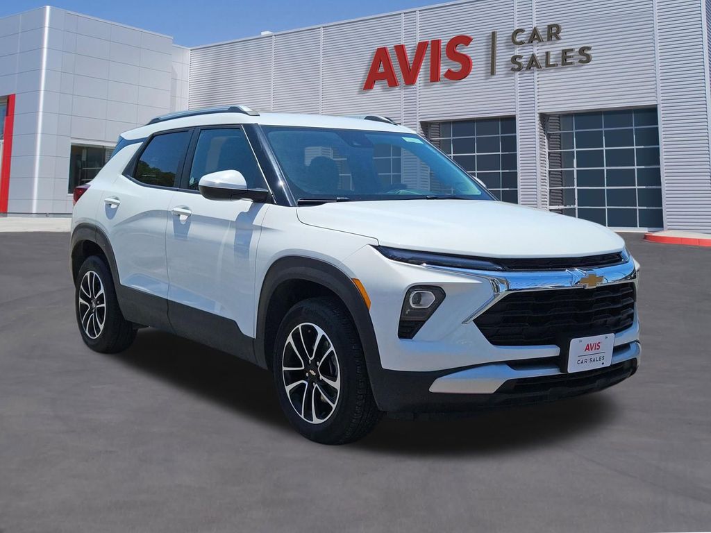 Thumbnail: 2025 Chevrolet TrailBlazer - 9
