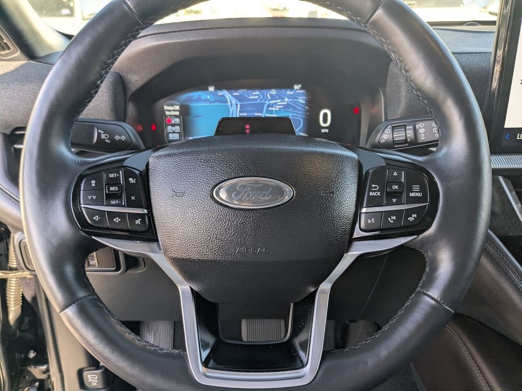 Thumbnail: 2025 Ford Explorer - 16