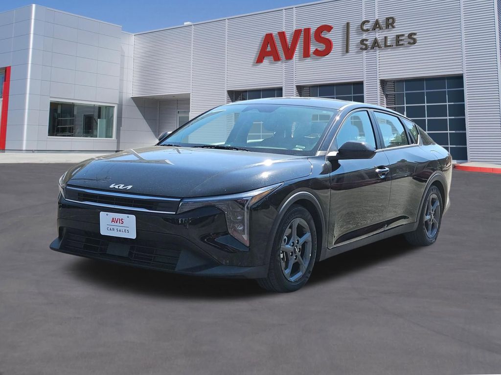Thumbnail: 2025 Kia K4 - 1