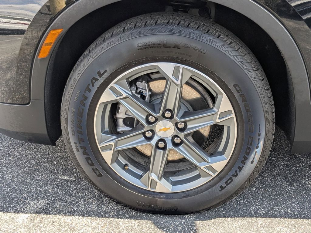 Thumbnail: 2025 Chevrolet Blazer - 30