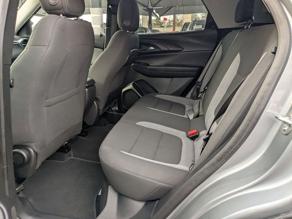 Thumbnail: 2025 Chevrolet TrailBlazer - 23