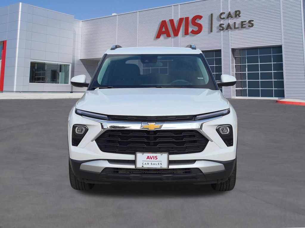 2025 Chevrolet Trailblazer LT - Photo 2