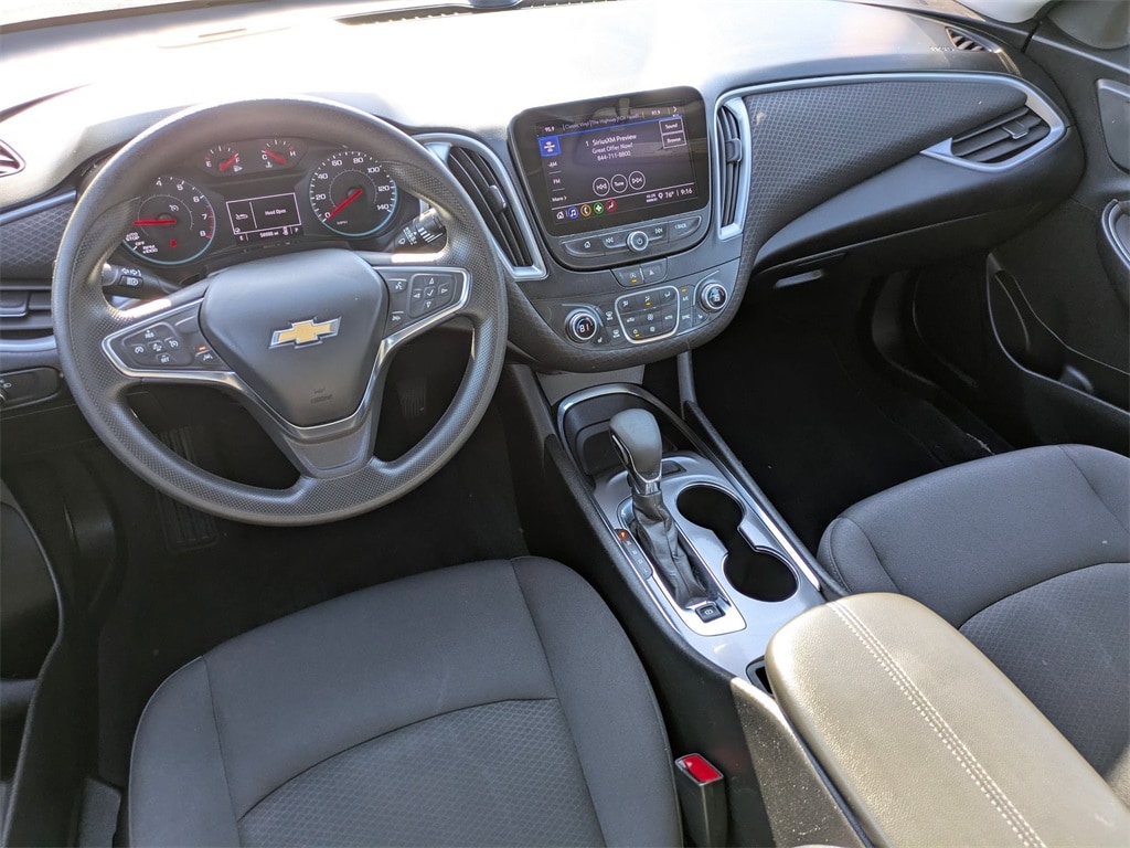 Thumbnail: 2023 Chevrolet Malibu - 27