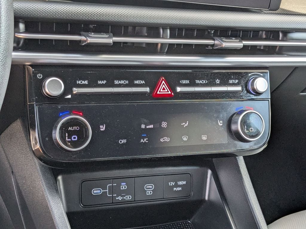 Thumbnail: 2025 Hyundai Santa Cruz - 23