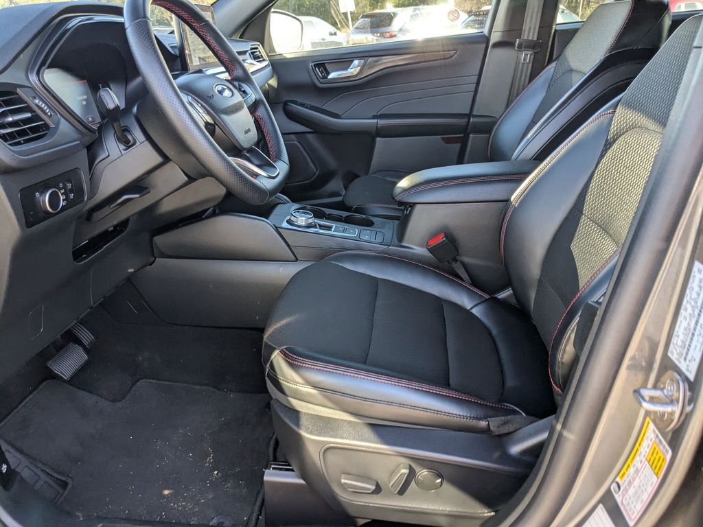 Thumbnail: 2025 Ford Escape - 11