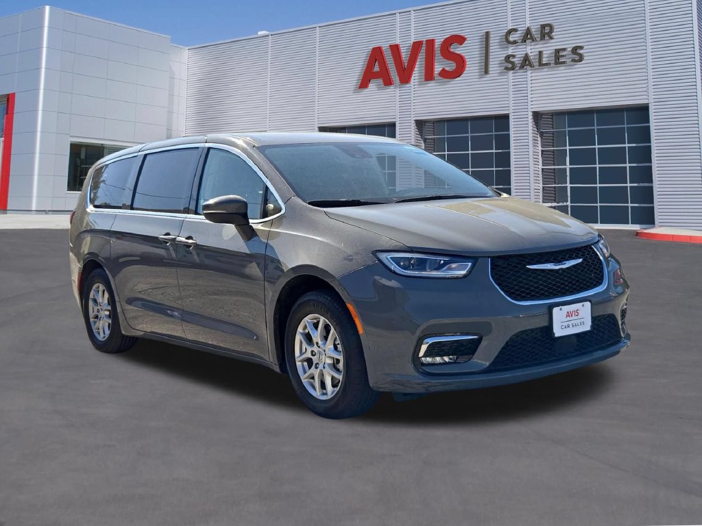 Certified 2023 Chrysler Pacifica Touring L Van Passenger Van