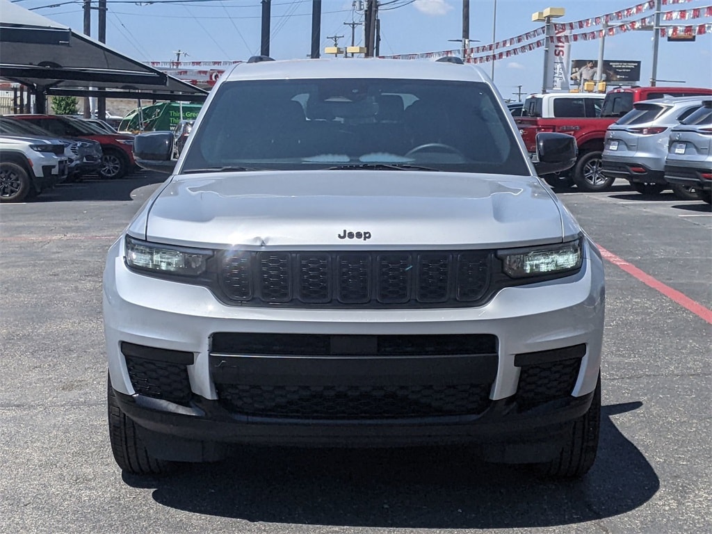 Thumbnail: 2024 Jeep Grand Cherokee L - 2