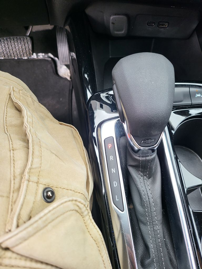 Thumbnail: 2025 Chevrolet Trax - 8