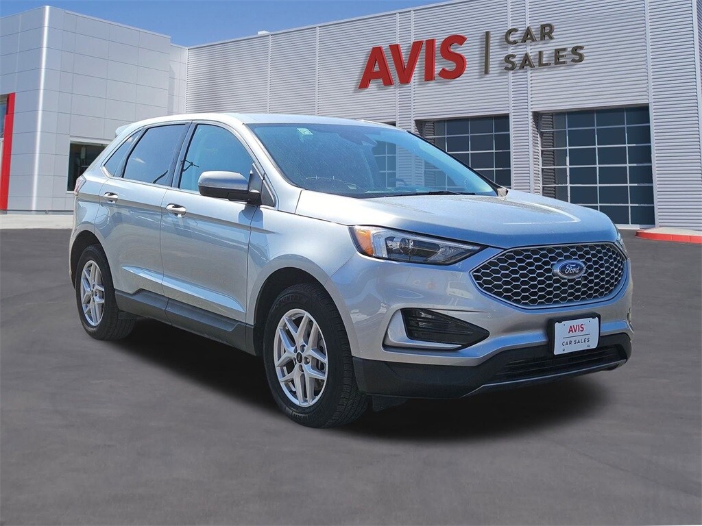 2024 Ford Edge SEL photo 3
