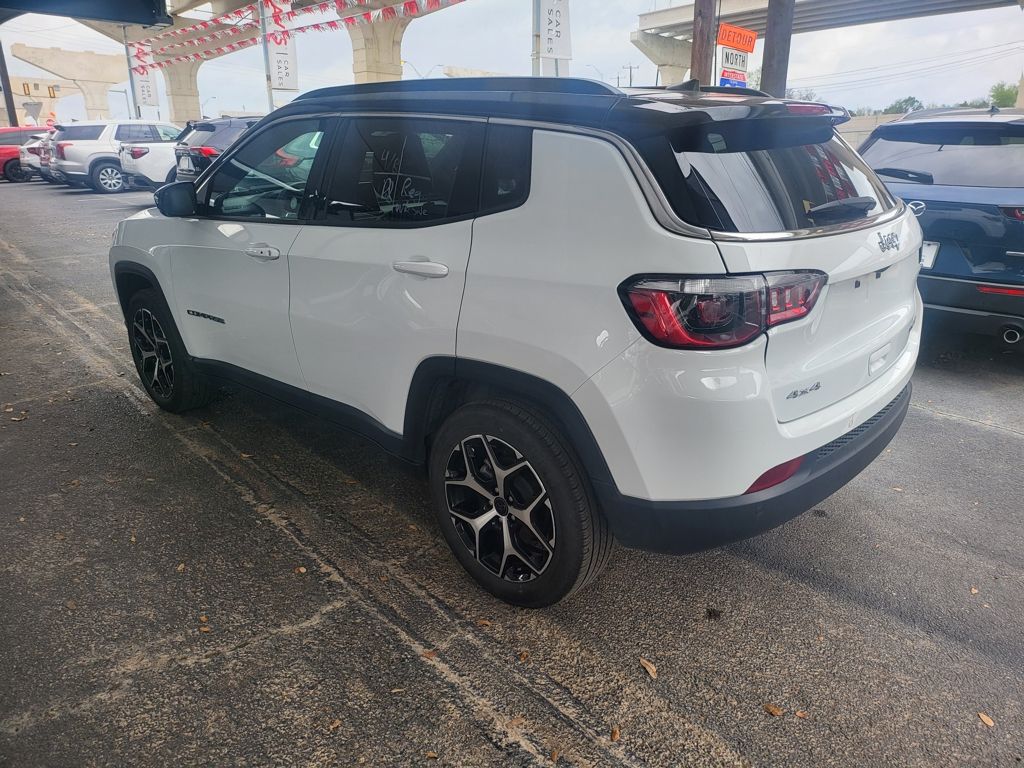 Thumbnail: 2025 Jeep Compass - 11