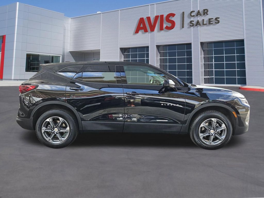 Thumbnail: 2025 Chevrolet Blazer - 7