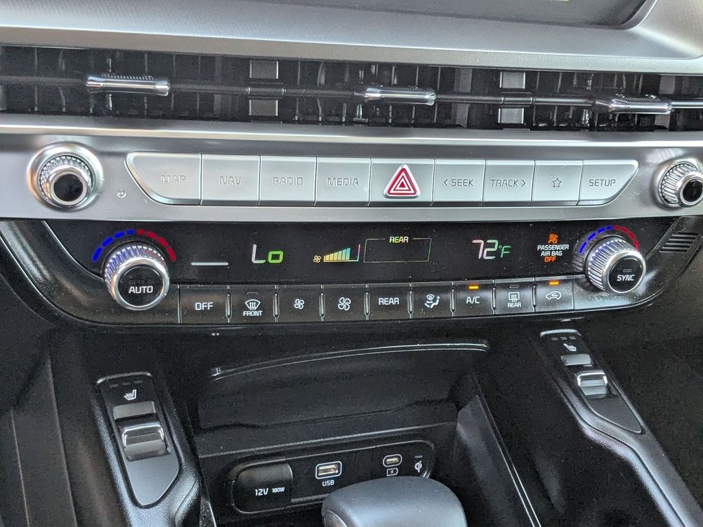 Thumbnail: 2025 Kia Telluride - 24