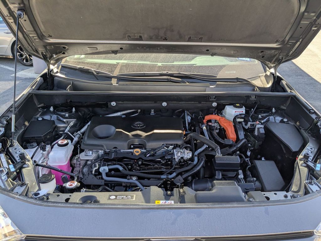 Thumbnail: 2025 Toyota RAV4 - 27