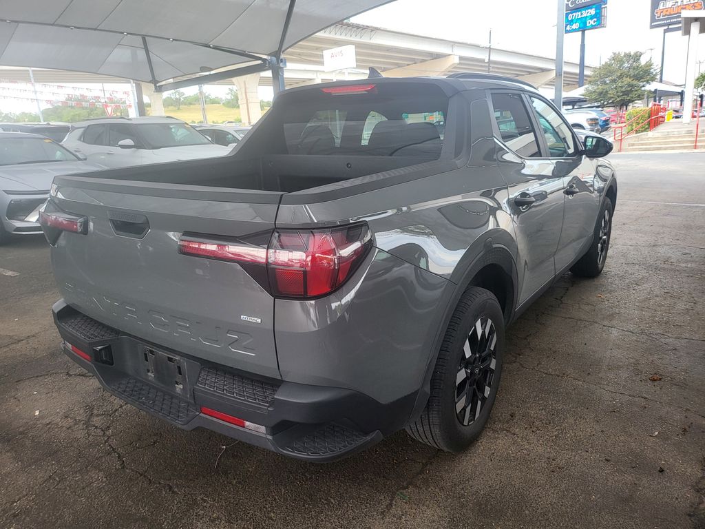 Thumbnail: 2025 Hyundai Santa Cruz - 8